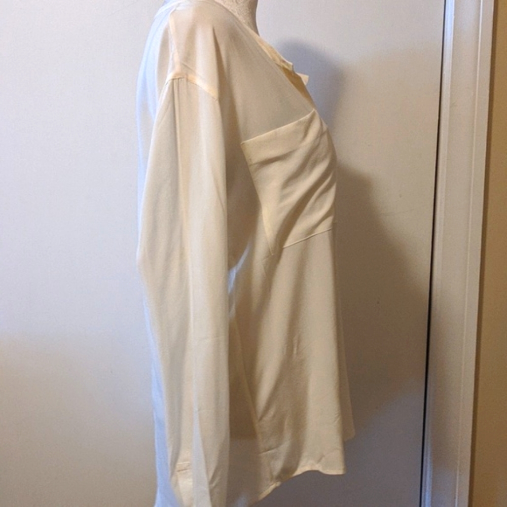 Everlane Silk Ivory Cream Top - Picture 2 of 8